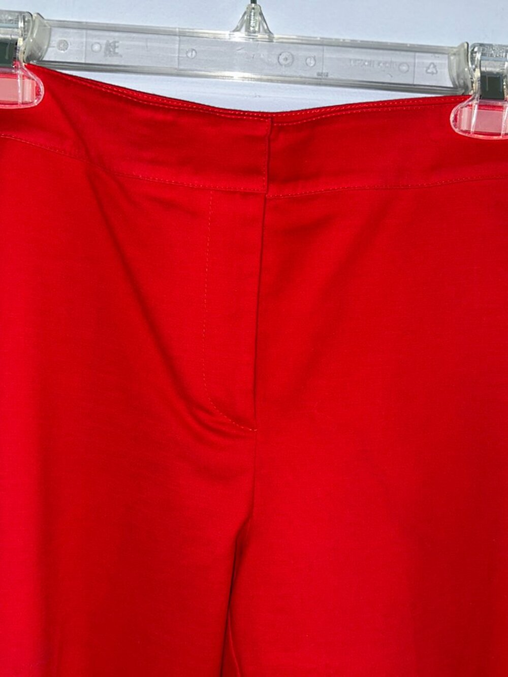 St. John Red Knit Pant, Size 6, Slim Straight, mid rise, Cotton, Spandex
